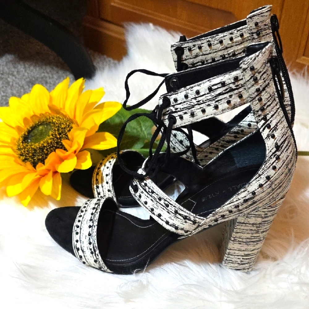 Kendall & Kylie Black and White Block Heeled Sandals